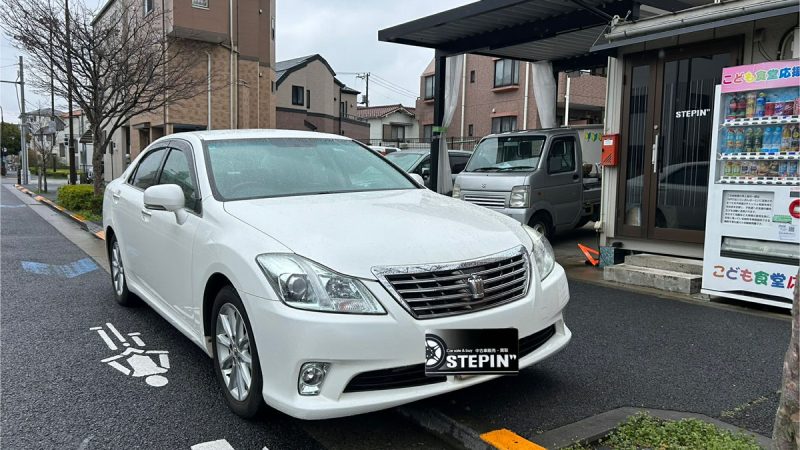 トヨタ　クラウン